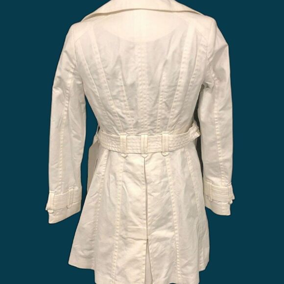 Zara White Jacket - RARE - Picture 2 of 2